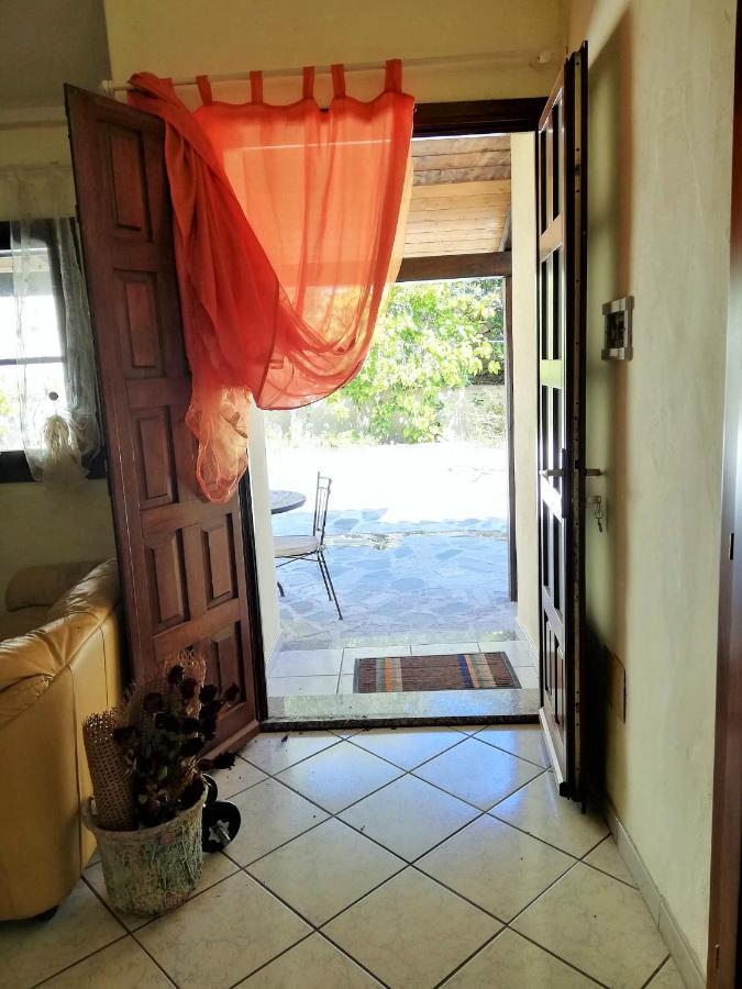 Apartamento Casa Rita Budoni Exterior foto